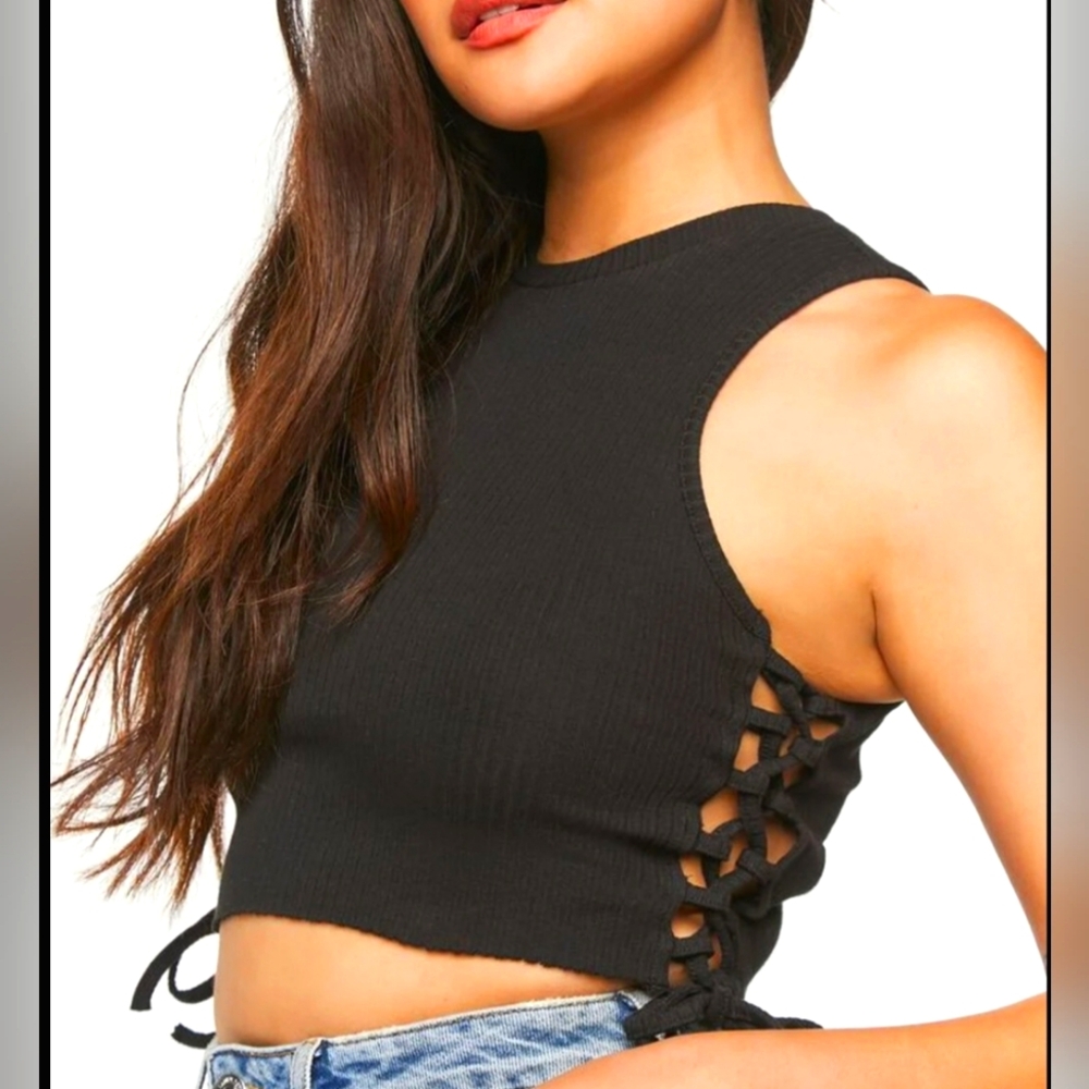Forever 21 I Ribbed Lace-Up Cropped Tank Top | Size Medium
